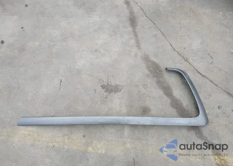 2013 Mercedes-Benz E 350 4Matic z USA, uszkodzony, nr VIN WDDHH8JB4DA769570